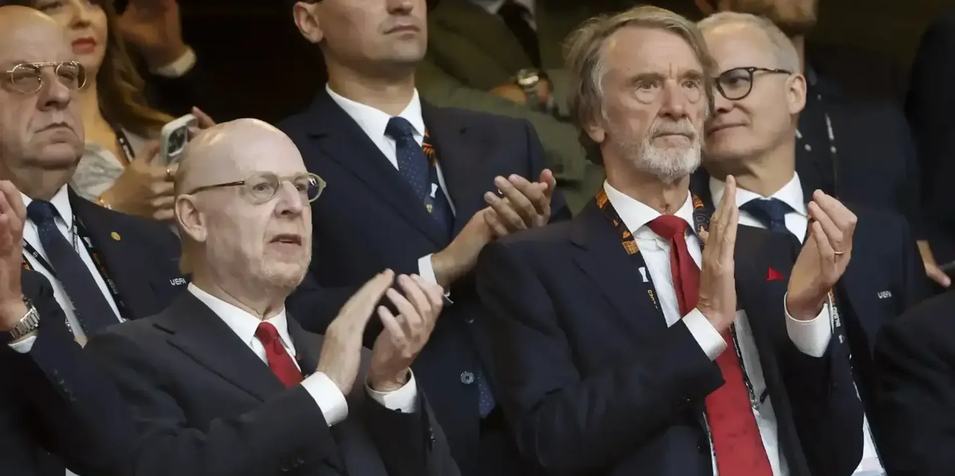 لأول مرة.. ديون مانشستر يونايتد تصل إلى مليار دولار