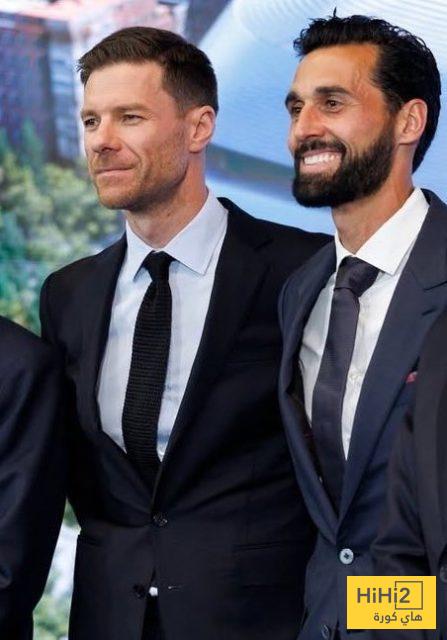 تشابي ألونسو: أربيلوا بإمكانه قيادة ريال مدريد