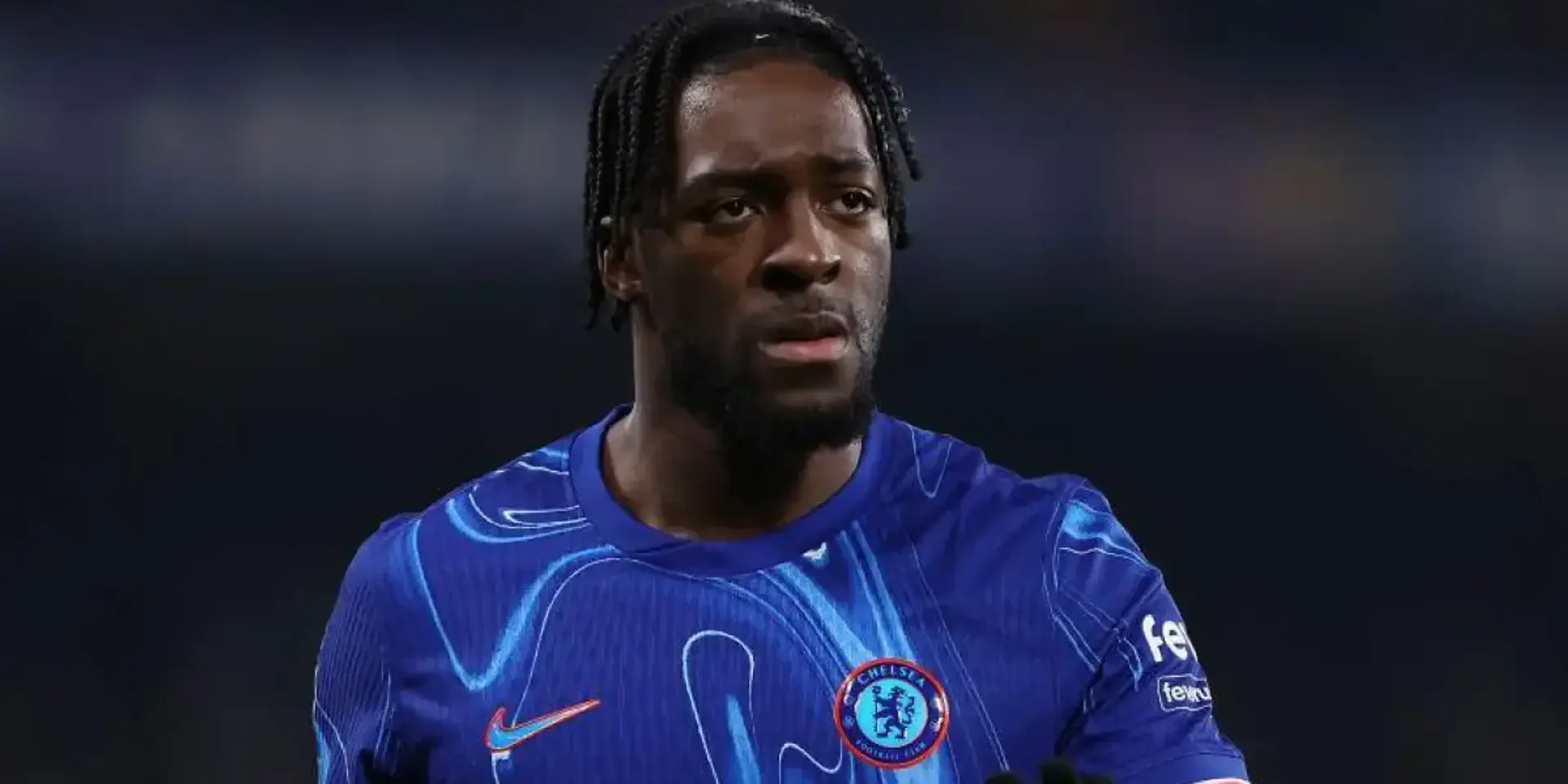 مدافع تشيلسي معروض على برشلونة في يناير