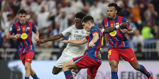 الريال ” فريق صغير ” أمام برشلونة !
