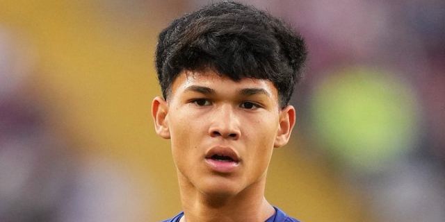 لاعب بعمر 18 سنة ويرحل عن أفضل نادي لم يفهم شيئًا