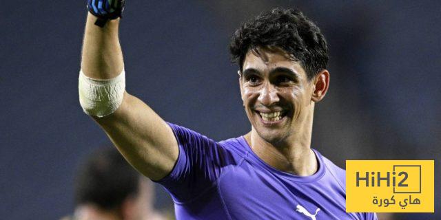 بونو يتلقى إشادة هائلة من أسطورة الهلال !