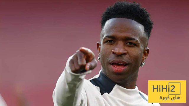 فينيسيوس لاعب استثنائي