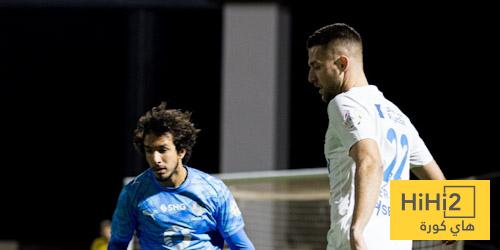 عين على سافيتش في مباراة نيوم