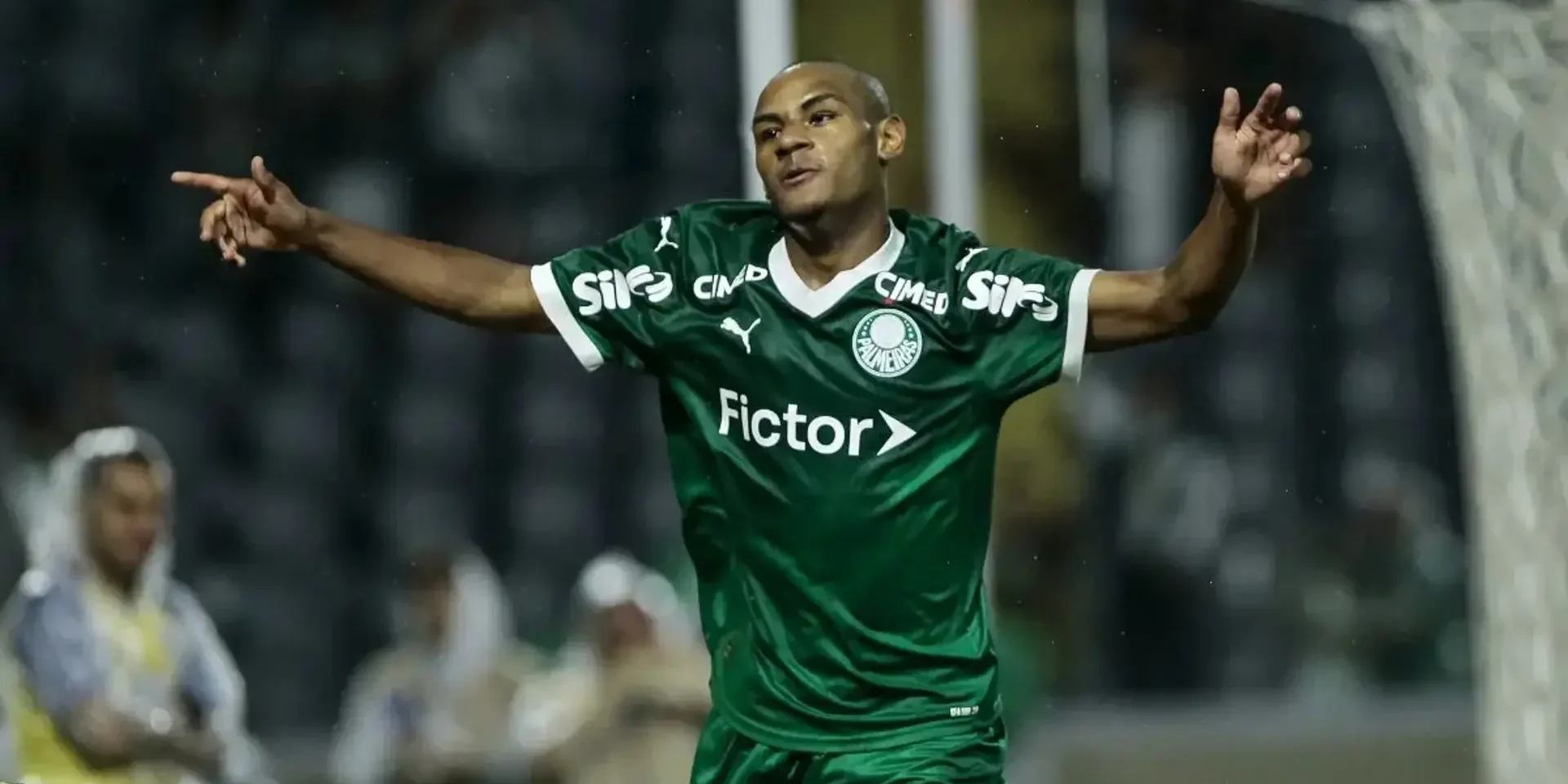 أول خطوة من برشلونة لضم البرازيلي كونسيساو