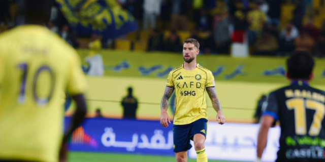 النصر يعسكر في القمة !