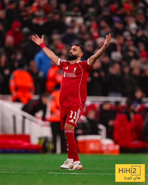محمد صلاح يضرب كاراباج بالهدف الثالث