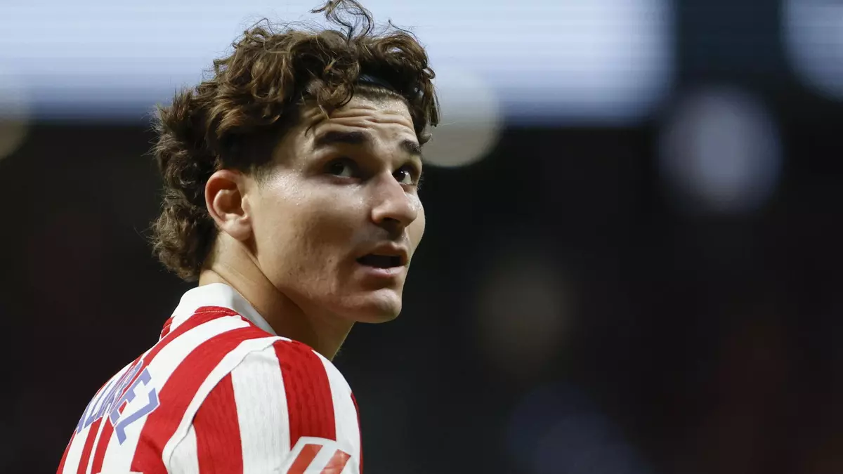 ليس هالاند ولا ألفاريز .. الصفقة المثالية الصيفية لبرشلونة !