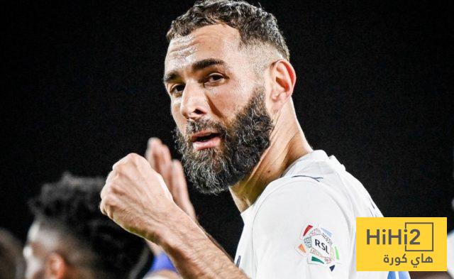 أول جائزة لـ بنزيما مع الهلال !