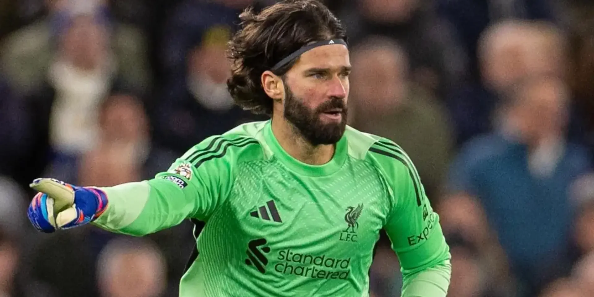 سلوت يدافع عن أليسون