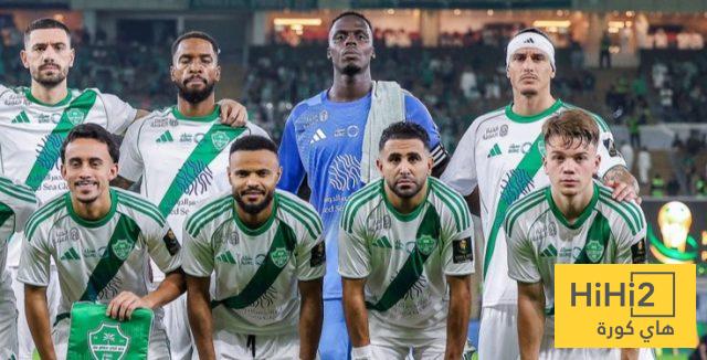 غياب مدافع الأهلي عن موقعة الشباب !