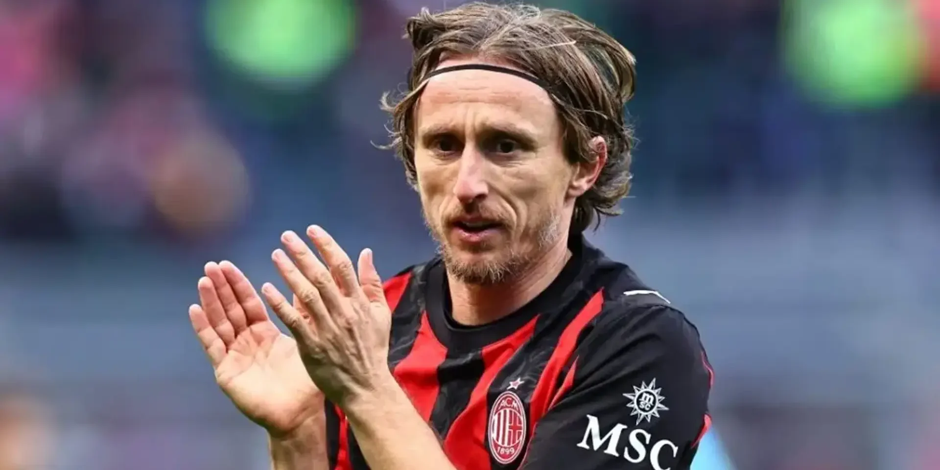 ضغوط على مودريتش لتجديد عقده مع ميلان