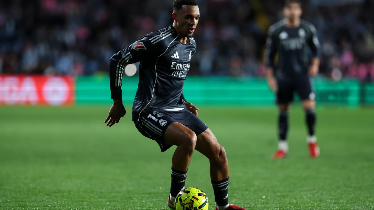 أرنولد دائمًا يظهر بمظهر الكارثة!