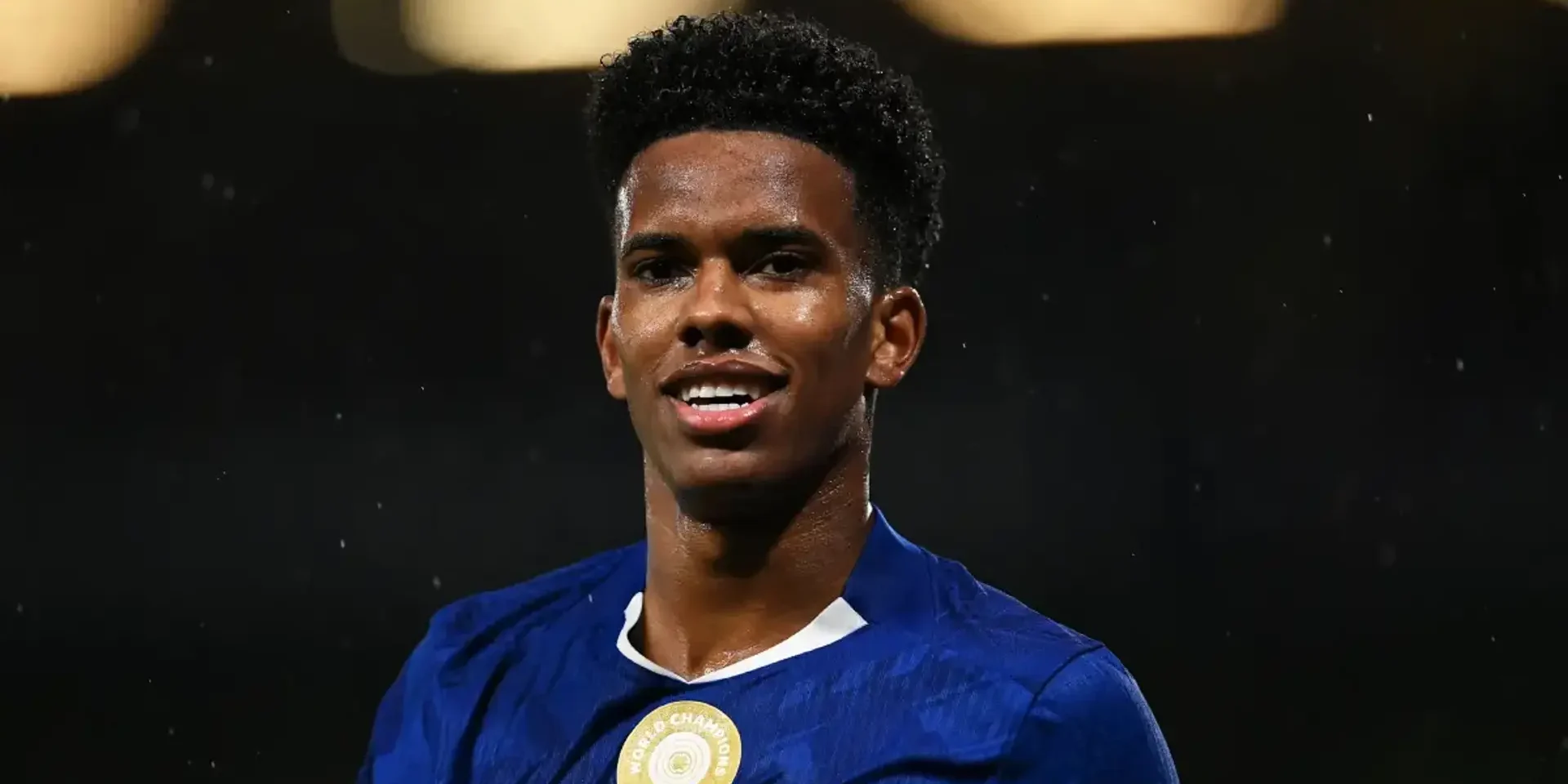 تشيلسي يجهز مكافأة كبيرة للبرازيلي إستيفاو