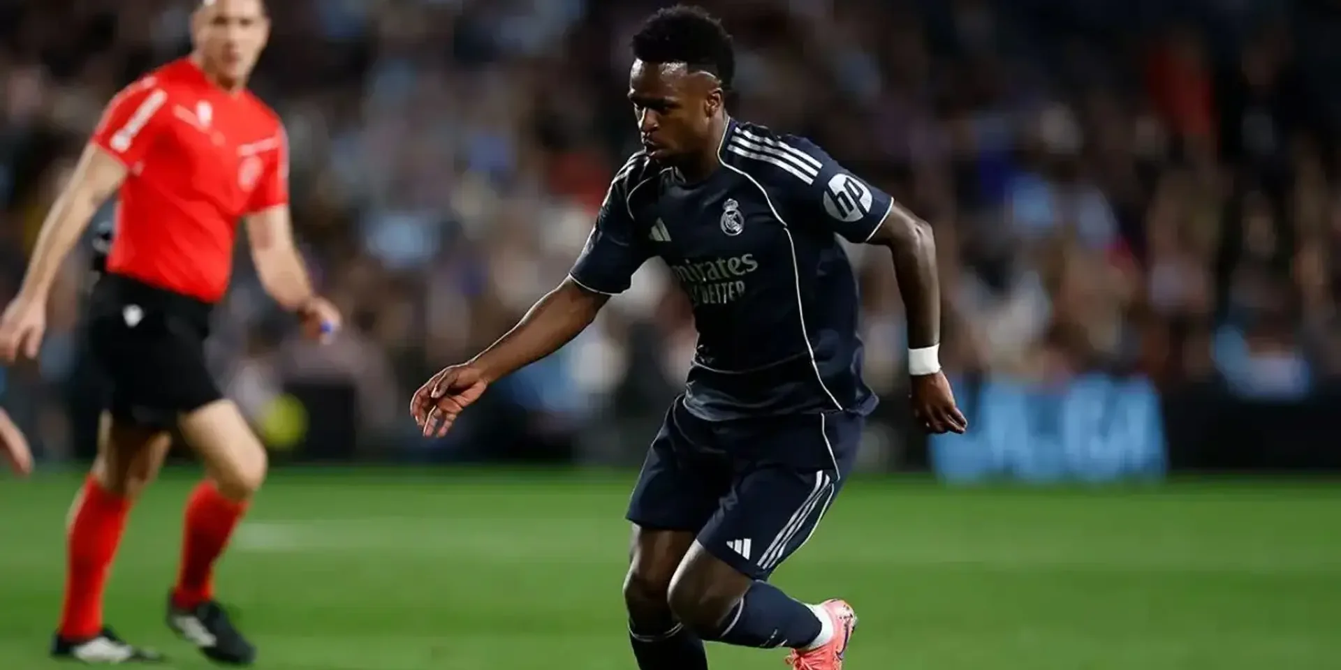 مهاجم إلتشي يكيل المديح لـ فينيسيوس