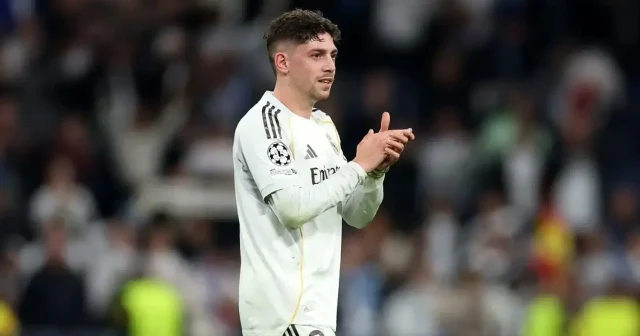 فالفيردي اللاعب الأكثر اكتمالا 1