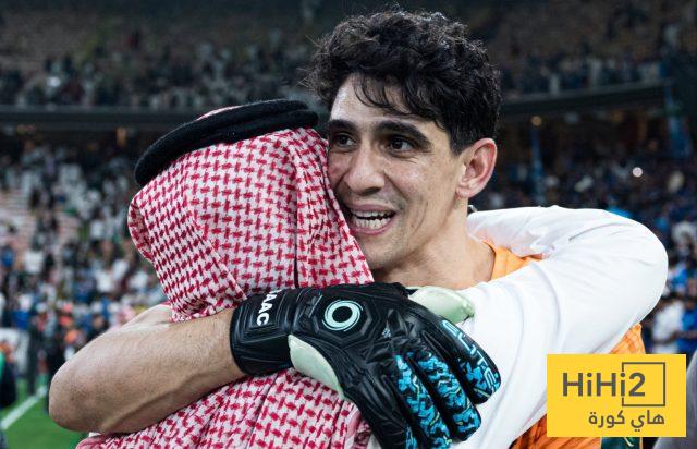 شاهد بالصور .. ماذا فعل رئيس الهلال مع ياسين بونو ؟