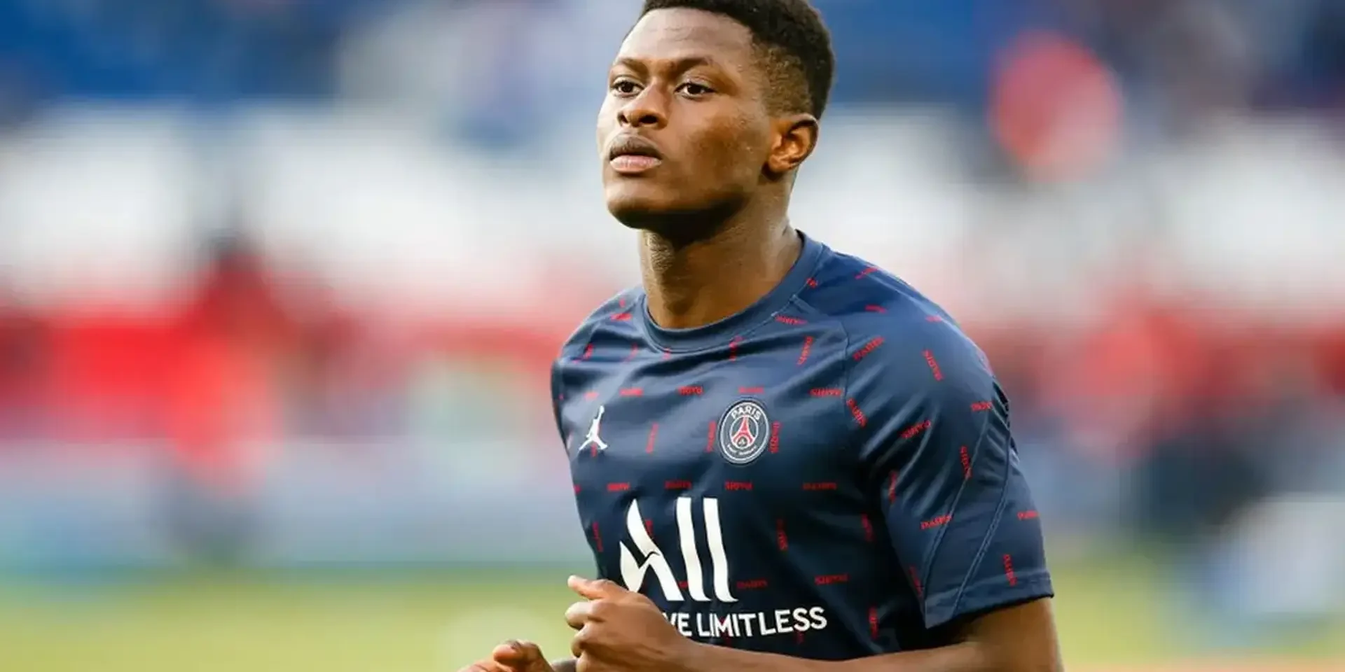 باريس سان جيرمان معجب بنونو مينديز في مركز المهاجم