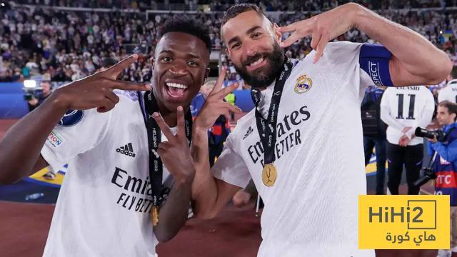 صورة – بنزيما يرسل رسالة مفاجئة لفينيسيوس بعد ديربي مدريد