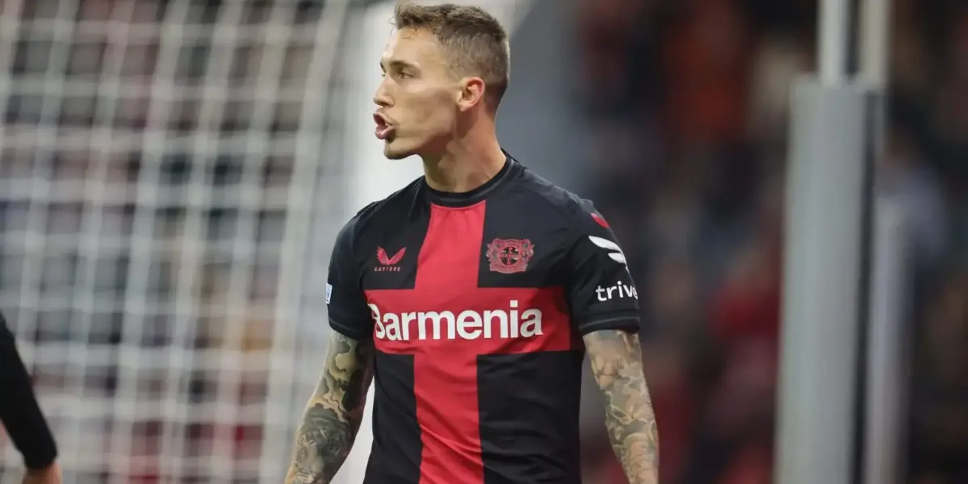 3 لاعبين على طاولة برشلونة لتعزيز مركز الظهير الأيمن