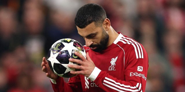 ليفربول لن يستسلم في صفقة بديل صلاح رغم ارتفاع سعره