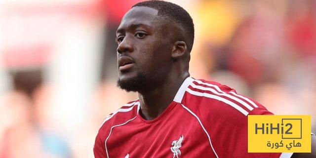 ليفربول يواصل السعي لتجديد عقد كوناتي