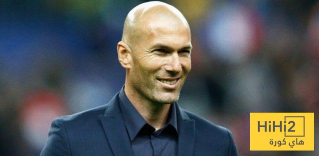 صورة .. زيدان يتابع مباراة ريال مدريد وبايرن ميونخ