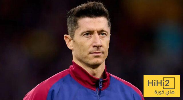 تقارير .. ليفاندوفسكي أقرب للرحيل عن برشلونة