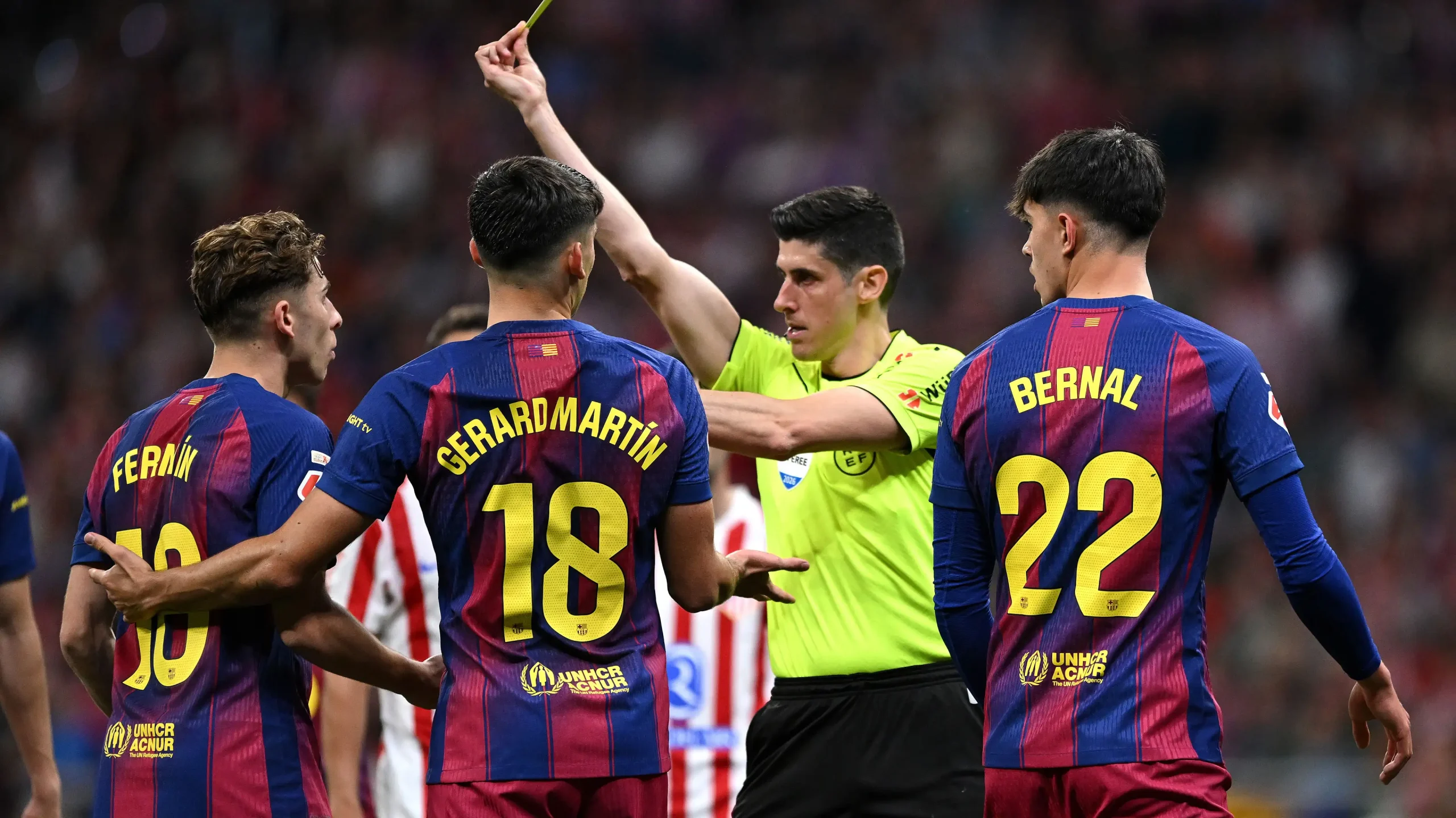 برشلونة هو الفريق الأسوأ معاملة من الحكام !