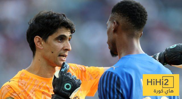 حارس الهلال في الديربي أمام النصر !