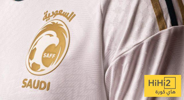 لماذا تم إزالة شعار المنتخب السعودي من الحافلة في أمريكا ؟