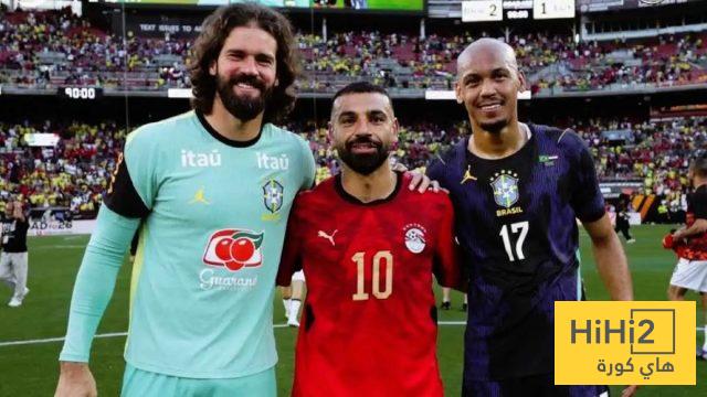 فابينيو يمازح محمد صلاح بسؤال مفاجئ بعد لقاء البرازيل ومصر