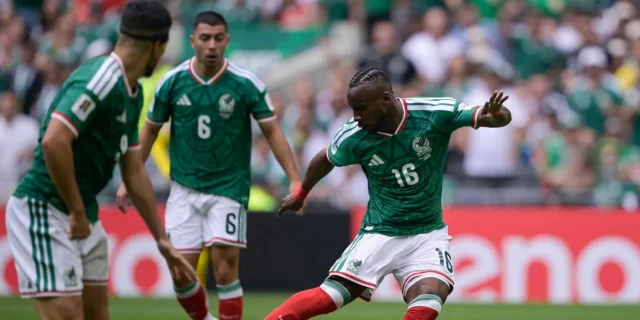 السبب وراء استبعاد جوليان كينونيس عن منتخب المكسيك
