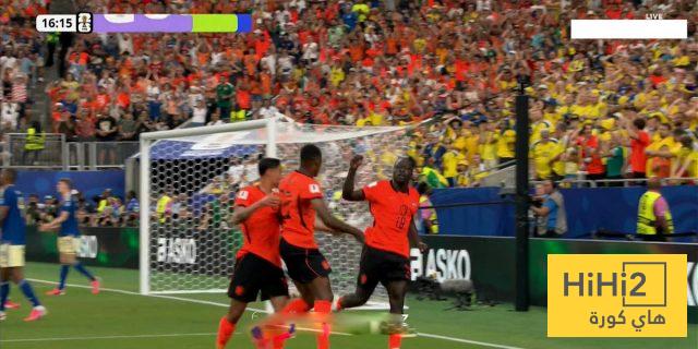 بروبي يضيف الثاني لمنتخب هولندا أمام السويد