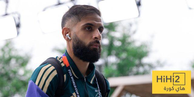 صور – وصول لاعبي السعودية ملعب اللقاء استعدادًا لمواجهة اسبانيا