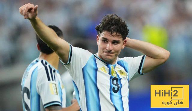 سافيولا يكشف المركز الأفضل لألفاريز في تشكيلة برشلونة