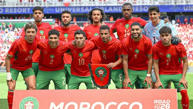 كاسر العقدة التاريخية .. منتخب المغرب يكتب مجدا قاريا غير مسبوق في تاريخ مواجهات العرب ضد هولندا