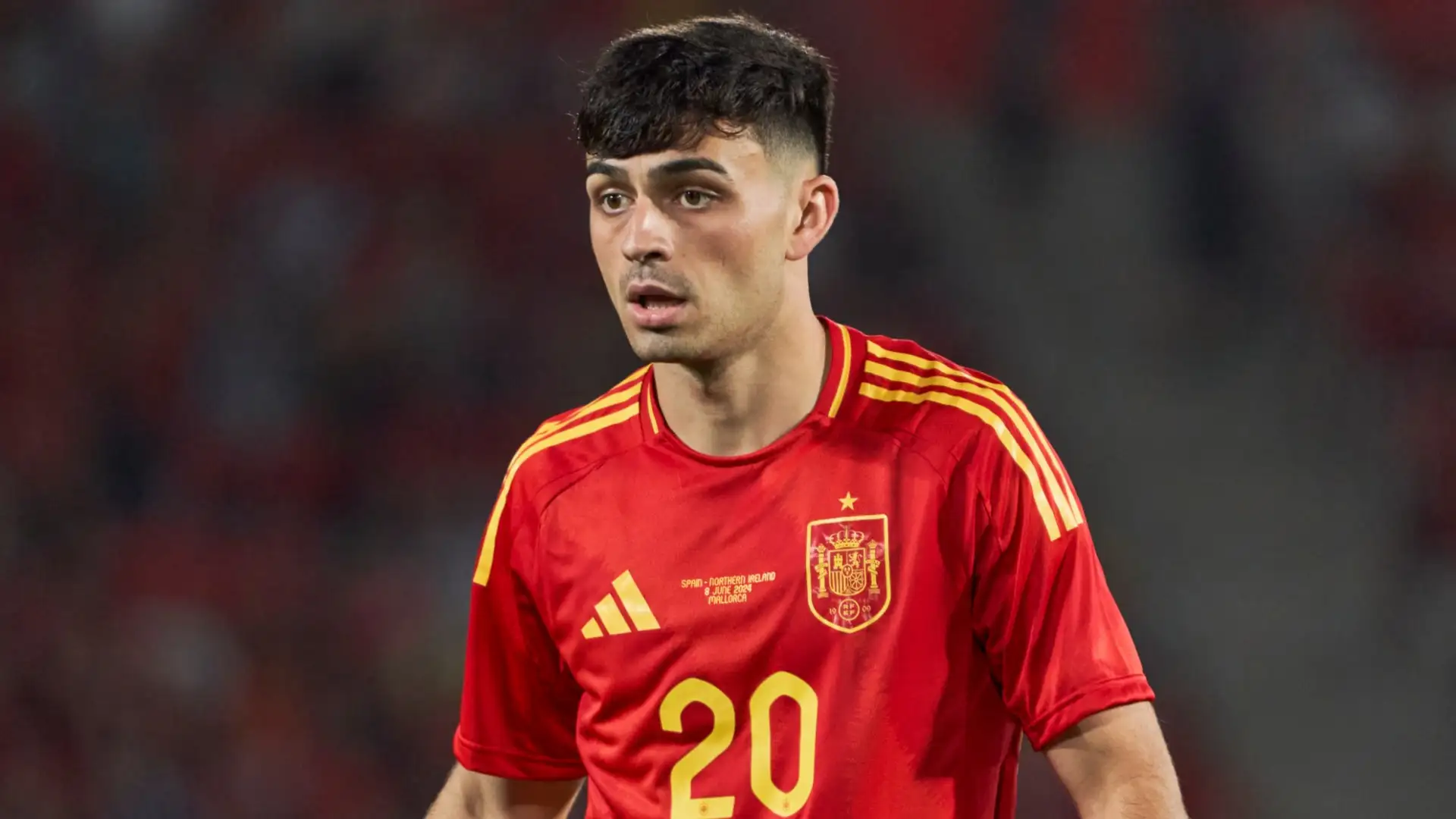 ما يحدث لبيدري مع المنتخب لا يحدث له في برشلونة .. نجم وحيد يتسبب في اختفاء نسخته الأفضل !