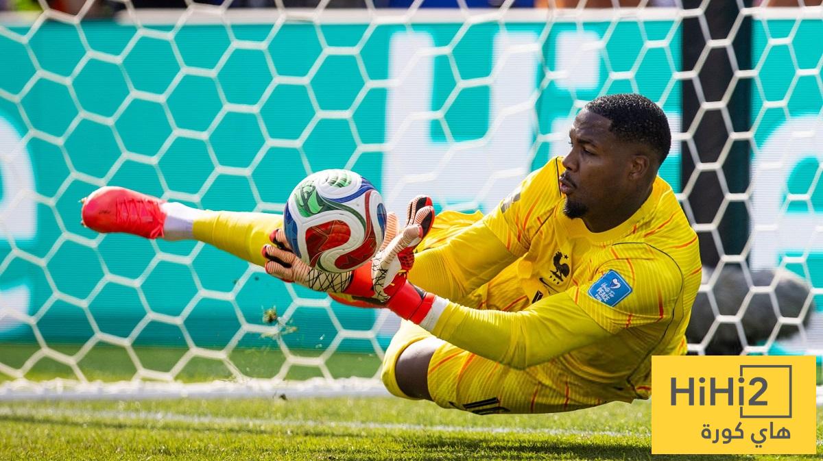 مايك ماينان السلاح الخفي في ترسانة منتخب الديوك