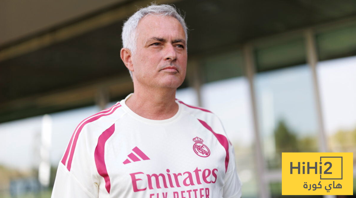 غدا سيقولون له كلاما بذئيا سخرية من حفاوة جمهور ريال مدريد بمورينيو