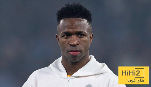 صحفي إسباني يسقط أقنعة تجديد عقد فينيسيوس مع ريال مدريد !
