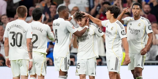 ريال مدريد يكافئ لاعبه بعقد جديد