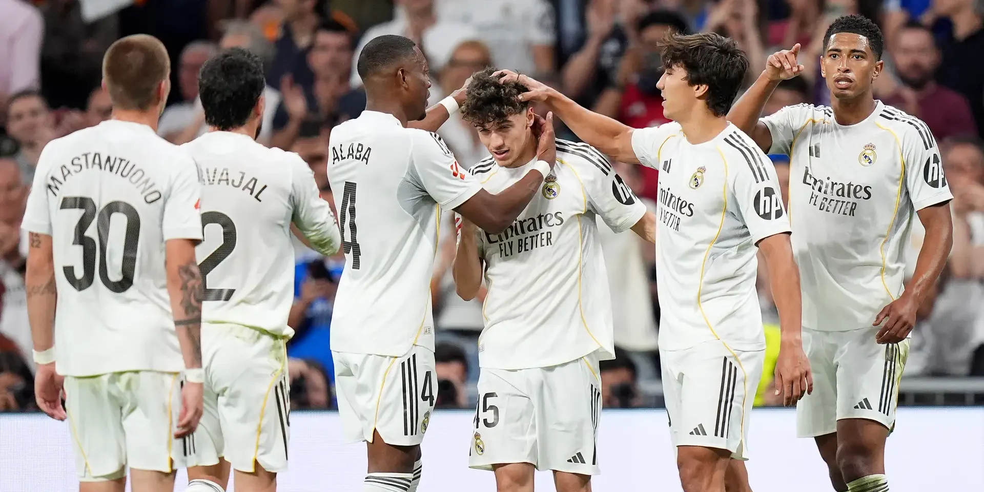ريال مدريد يكافئ لاعبه بعقد جديد