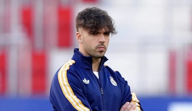 حل وحيد أمام ريال مدريد لعلاج أزمة راؤول أسينسيو