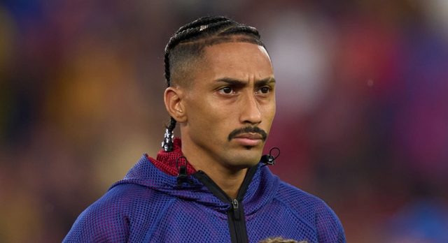 عاجل : اجتماع بين ديكو ورافينيا لبدء مفاوضات تجديد عقده مع برشلونة