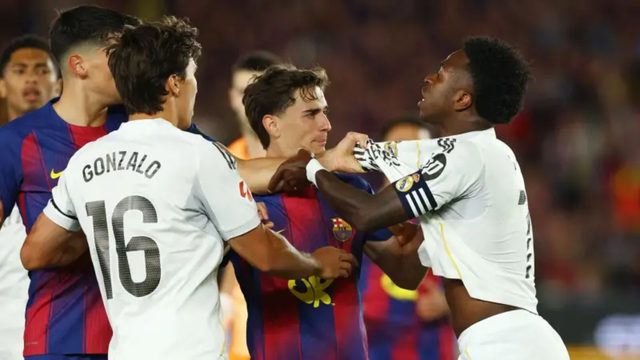 صورة : التشكيلة المثالية للجولة السابعة في الدوري الاسباني .. غياب مدريدي وحضور كتالوني