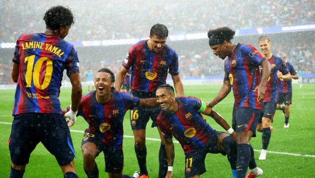 برشلونة يواجه تحديا ماليا رغم توافق تكاليف تشكيلته مع معايير اليويفا