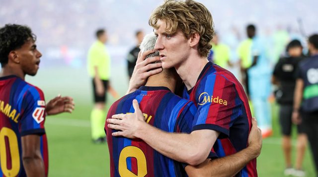 صورة – برشلونة يفرض حضوره في تشكيلة أفضل الصفقات